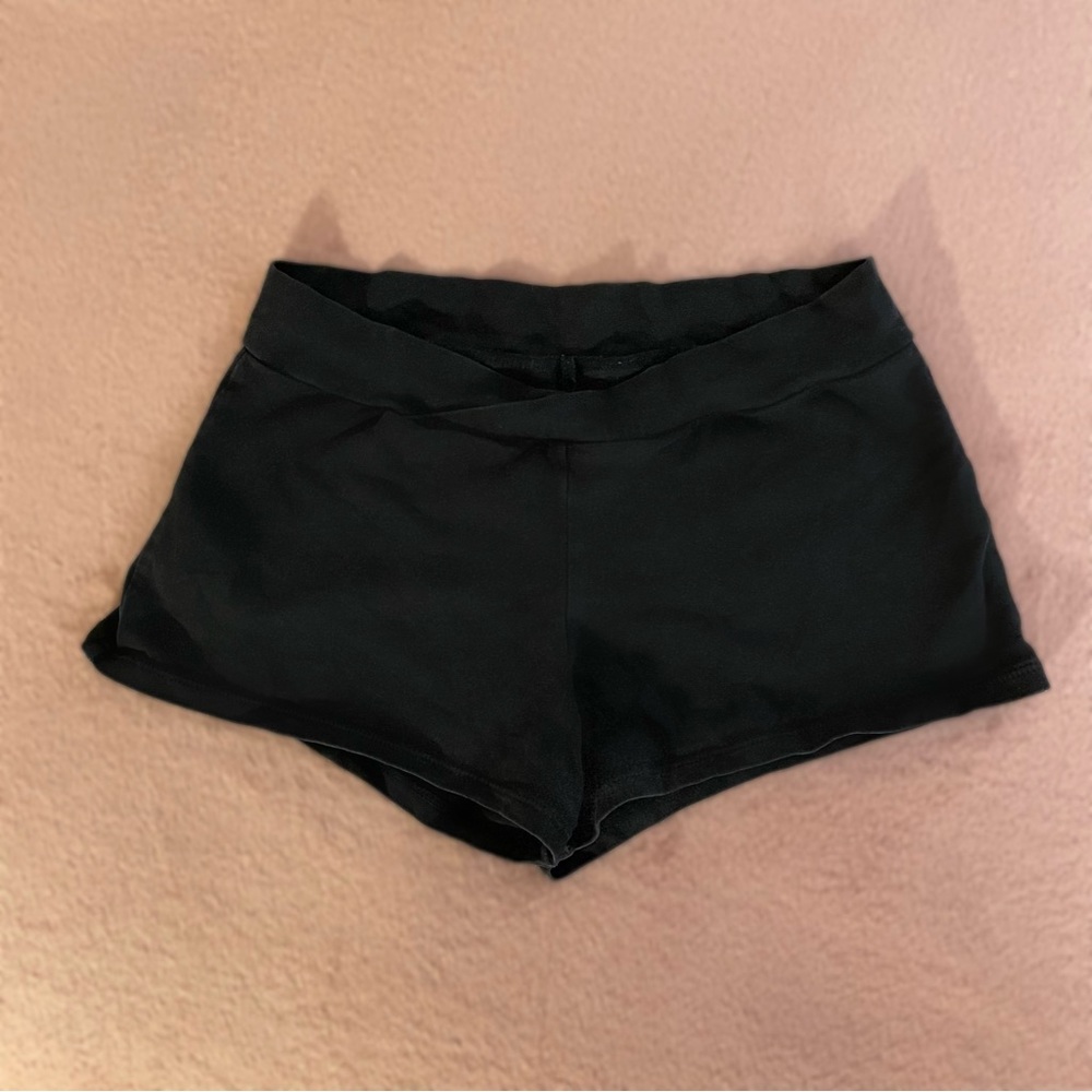 Capezio Cross Waist Dance Shorts | sz: sm